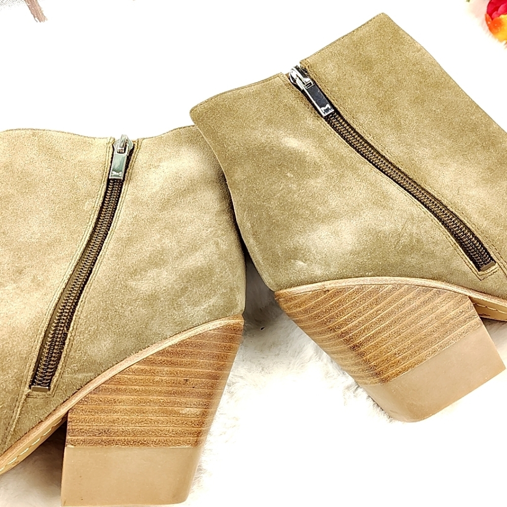 Marc Fisher Suede Bellen Ankle Boots Size 9.5 - Picture 8 of 15